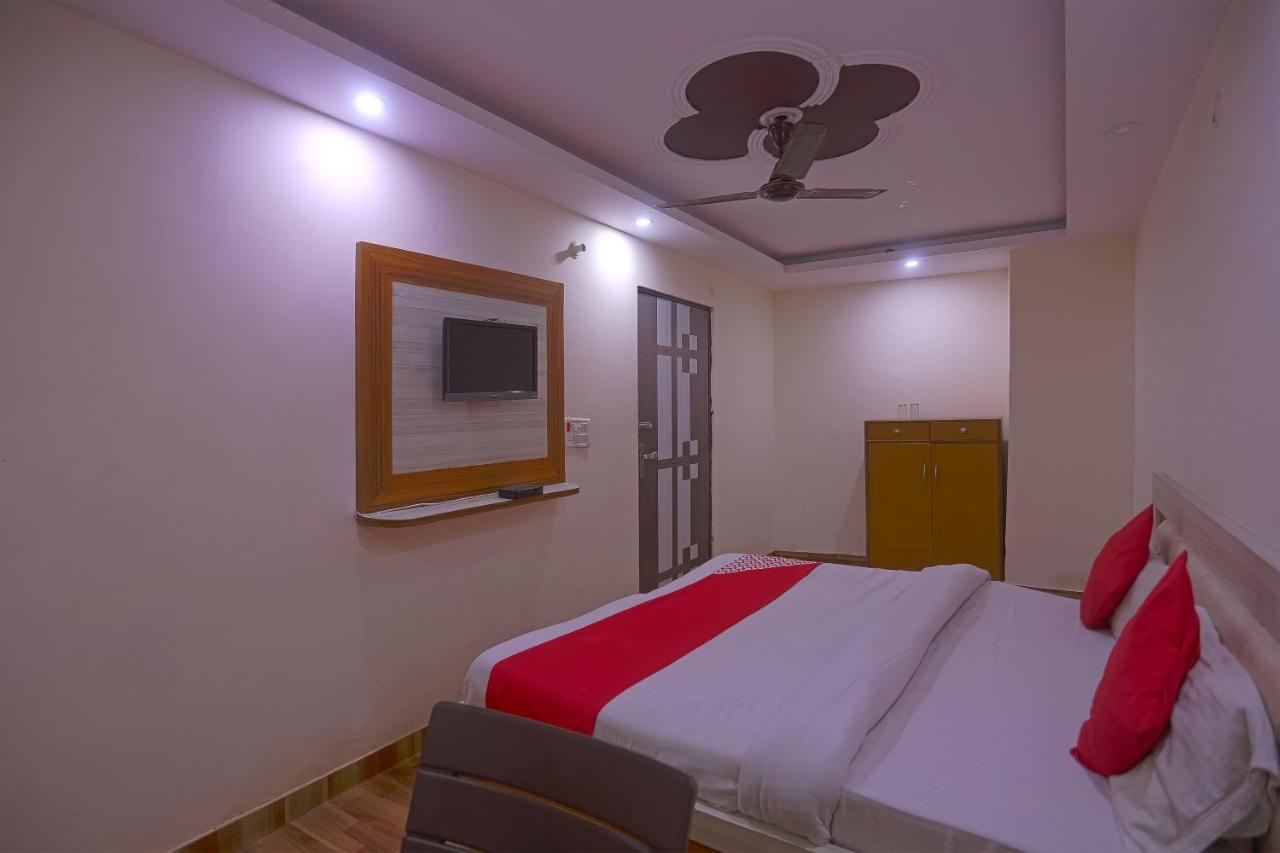 Oyo Flagship 79289 Hotel Grand Keshav Ghaziabad Zewnętrze zdjęcie