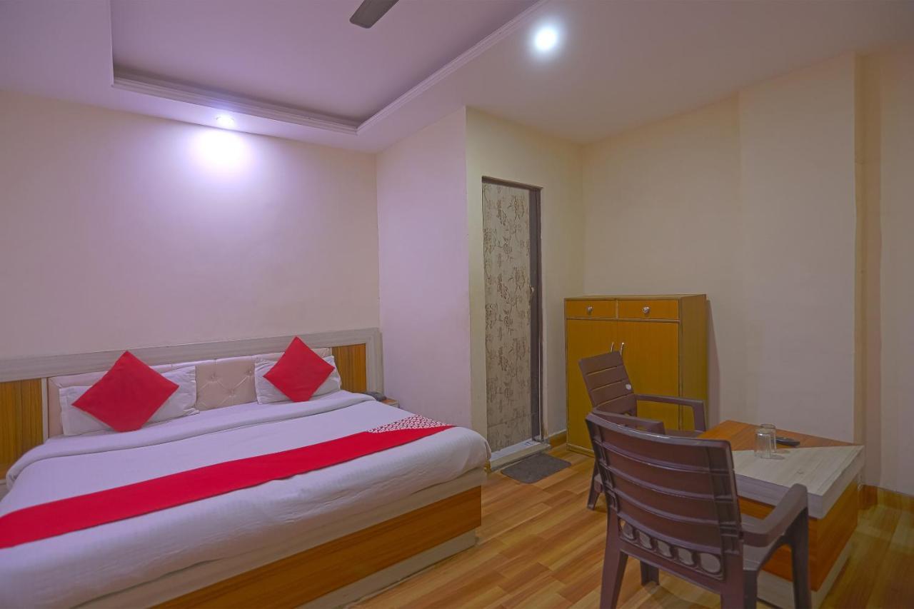 Oyo Flagship 79289 Hotel Grand Keshav Ghaziabad Zewnętrze zdjęcie
