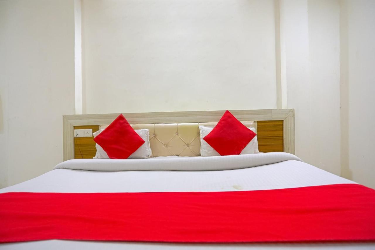 Oyo Flagship 79289 Hotel Grand Keshav Ghaziabad Zewnętrze zdjęcie